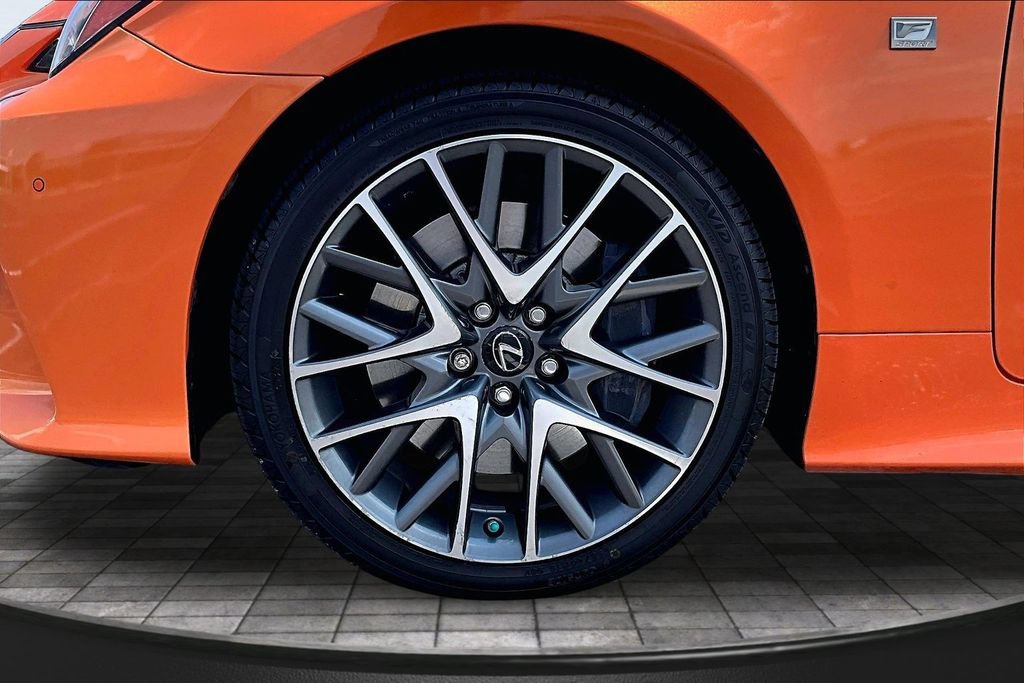 Used 2016 Lexus RC 200t RWD image 9