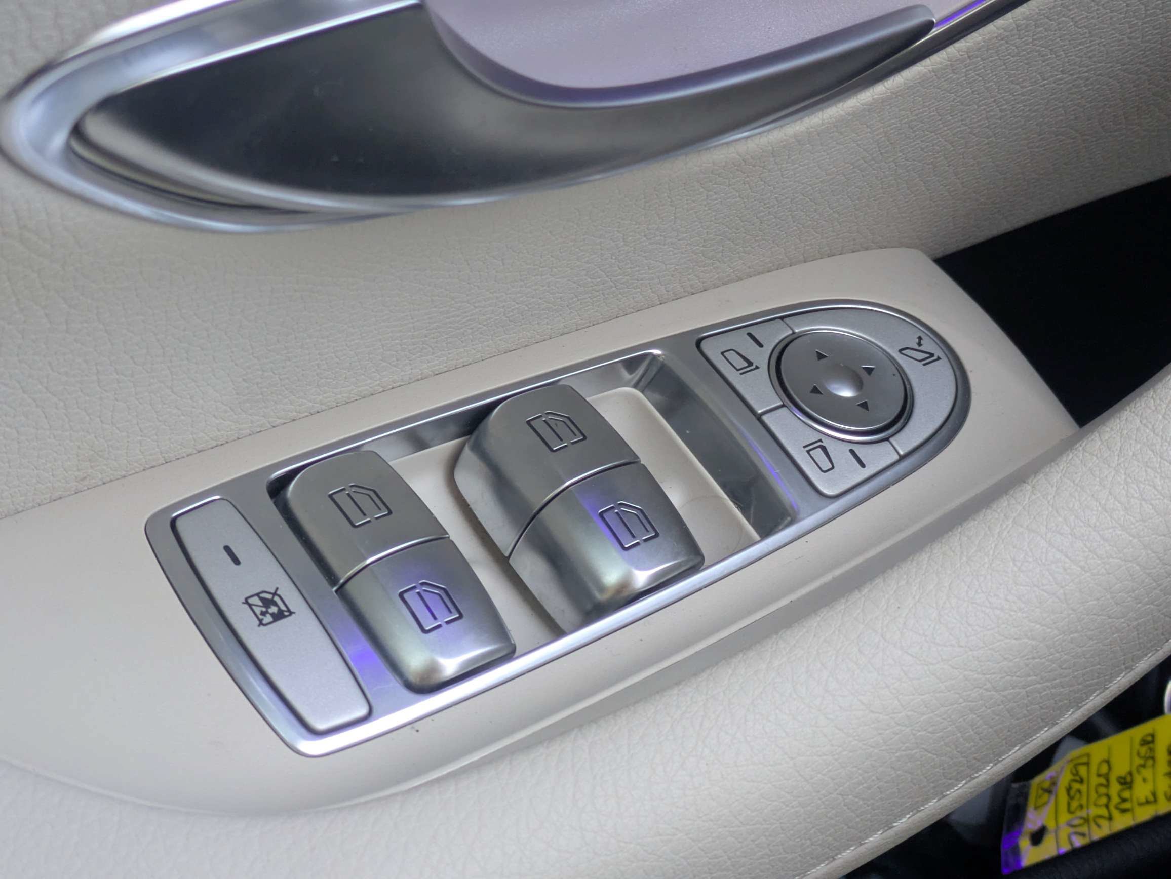 Used 2020 Mercedes-Benz E 350 Sedan image 23