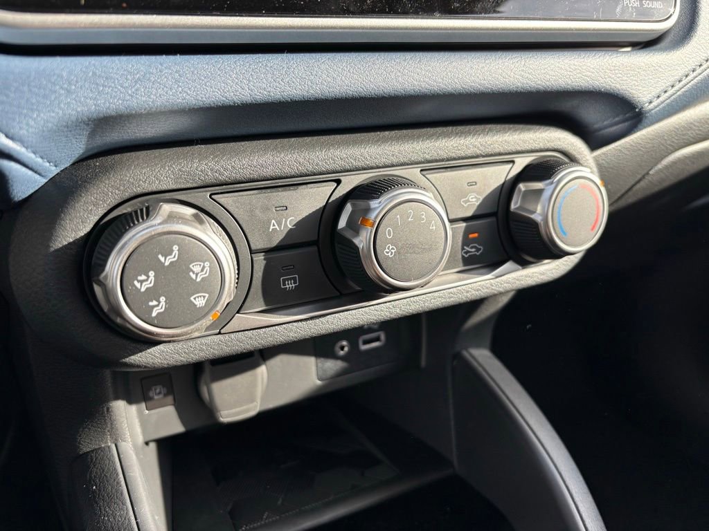 Used 2025 Nissan Versa SV w/ Trunk Package image 16