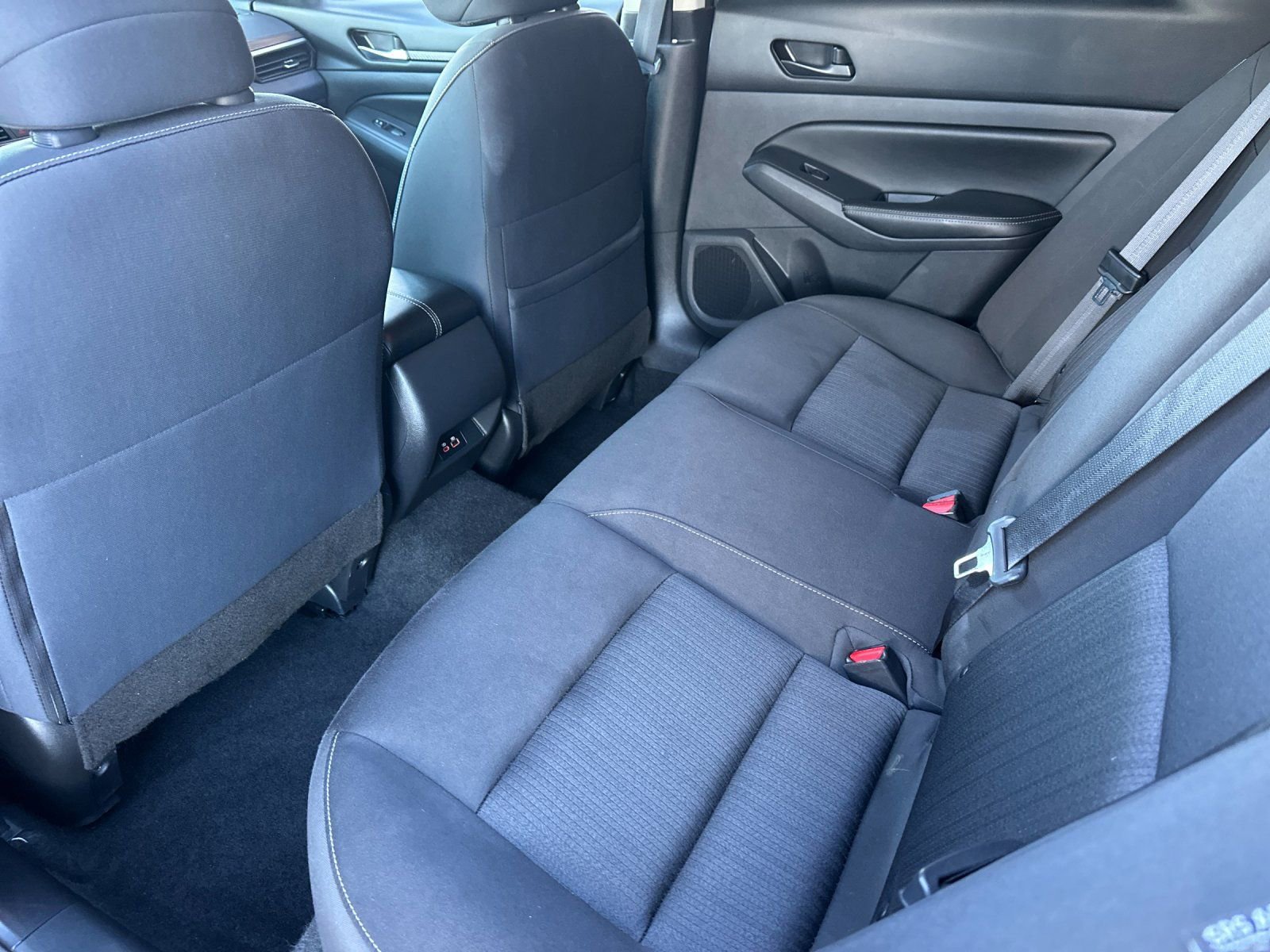 Used 2024 Nissan Altima 2.5 SV image 11