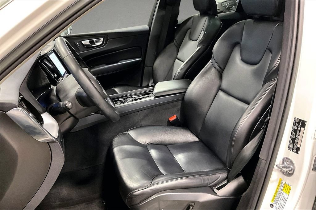 Certified 2023 Volvo XC60 B5 Core w/ Climate Package AWD/4WD image 20