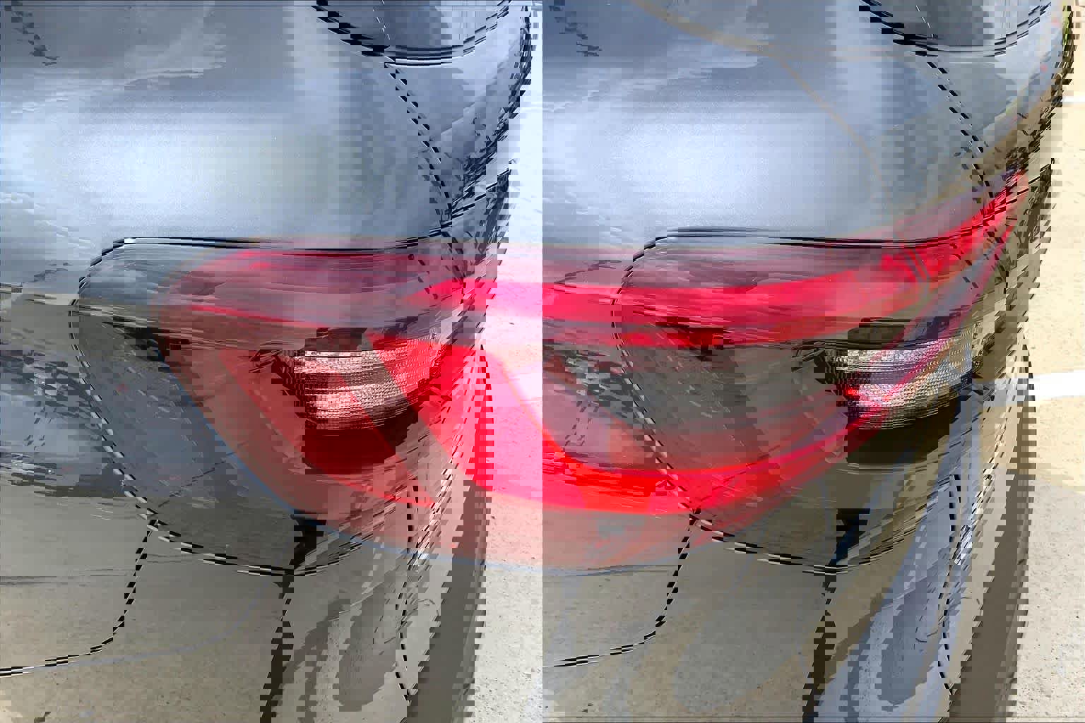 Used 2022 BMW X5 sDrive40i w/ Premium Package image 28