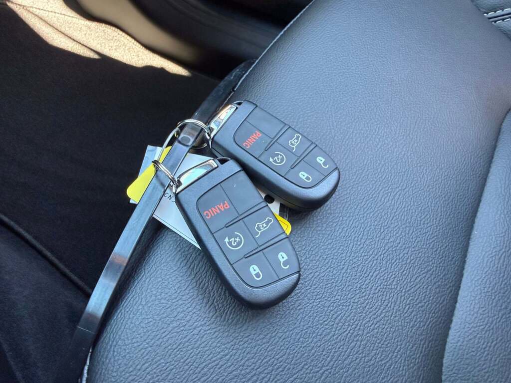 New 2026 Jeep Compass Limited image 37