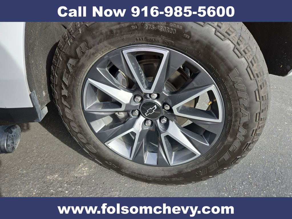 Used 2022 Chevrolet Tahoe Z71 w/ Z71 Off-Road Package image 2