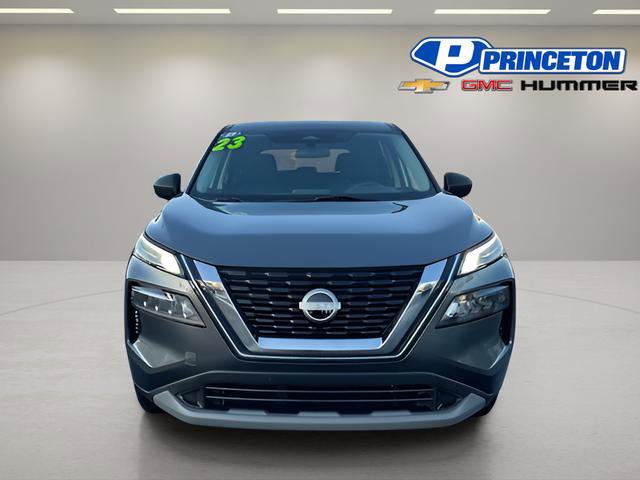 Used 2023 Nissan Rogue S image 2