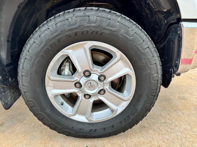 Used 2020 Toyota Tundra SR5 w/ SR5 Upgrade Package AWD/4WD image 16