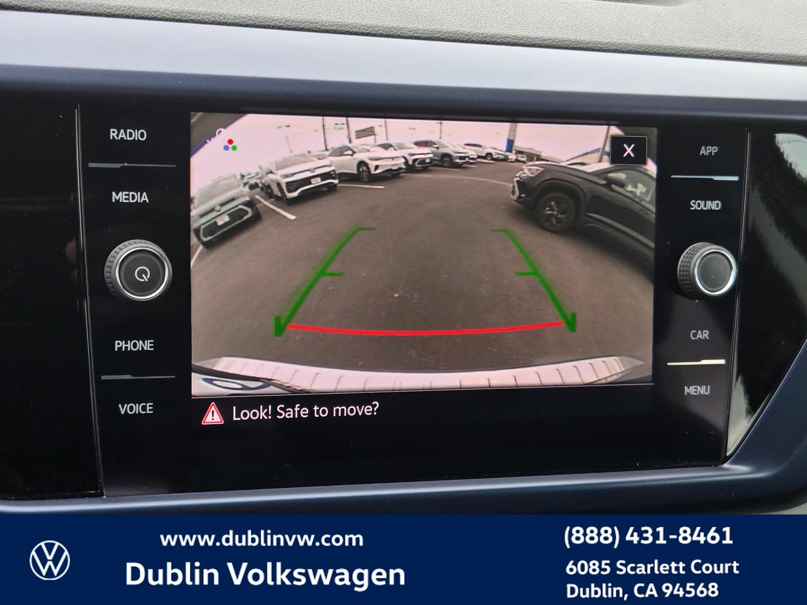 Certified 2023 Volkswagen Taos SE FWD image 15