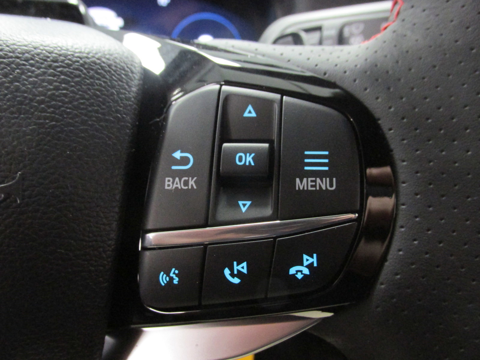 New 2025 Ford Explorer ST w/ Sun And Sound Package image 34