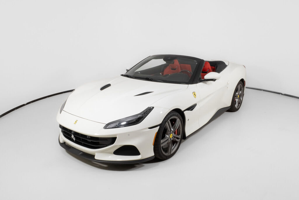 Used 2022 Ferrari Portofino M image 2