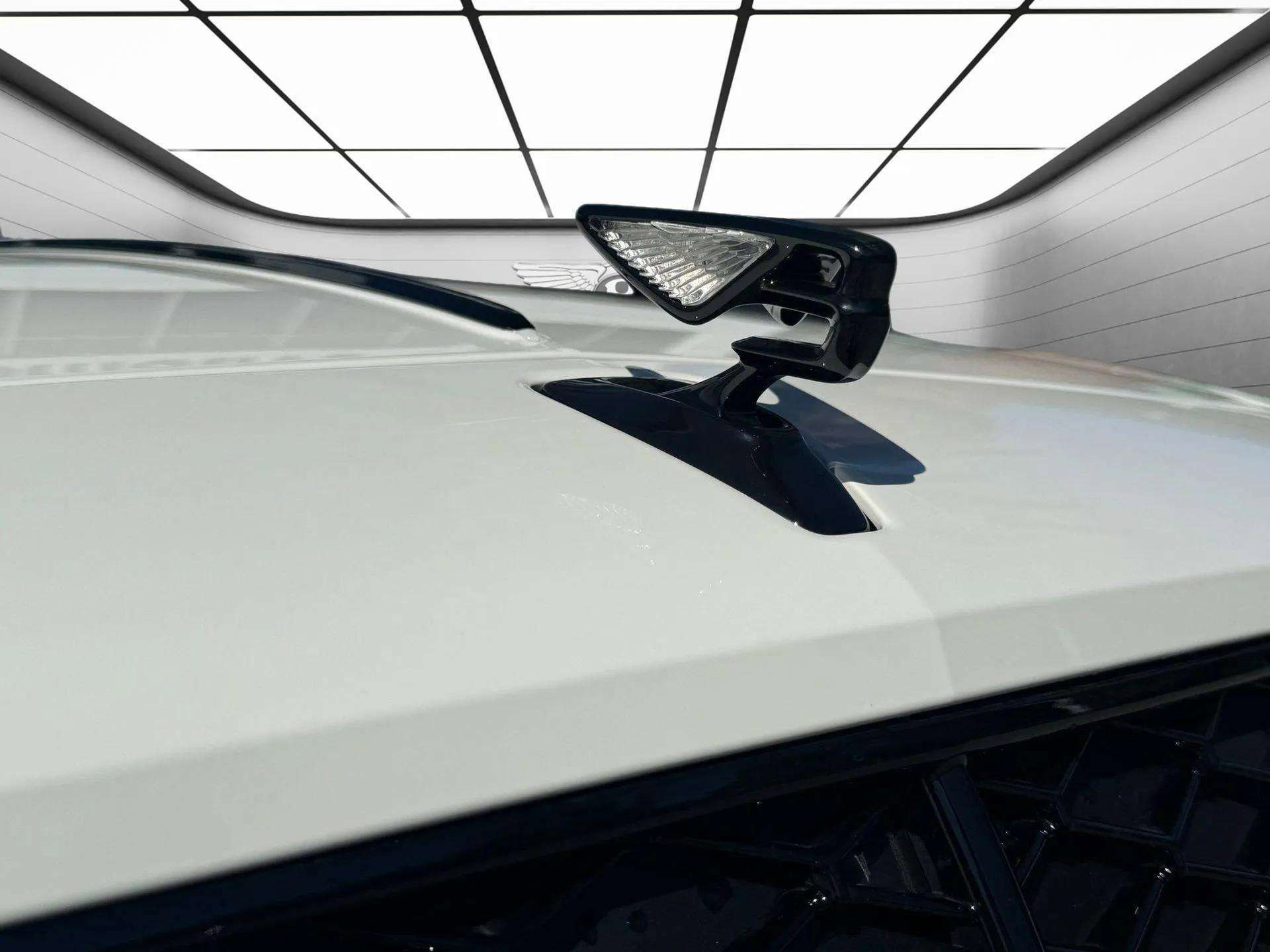 Used 2025 Bentley Flying Spur Plug-In Hybrid image 20