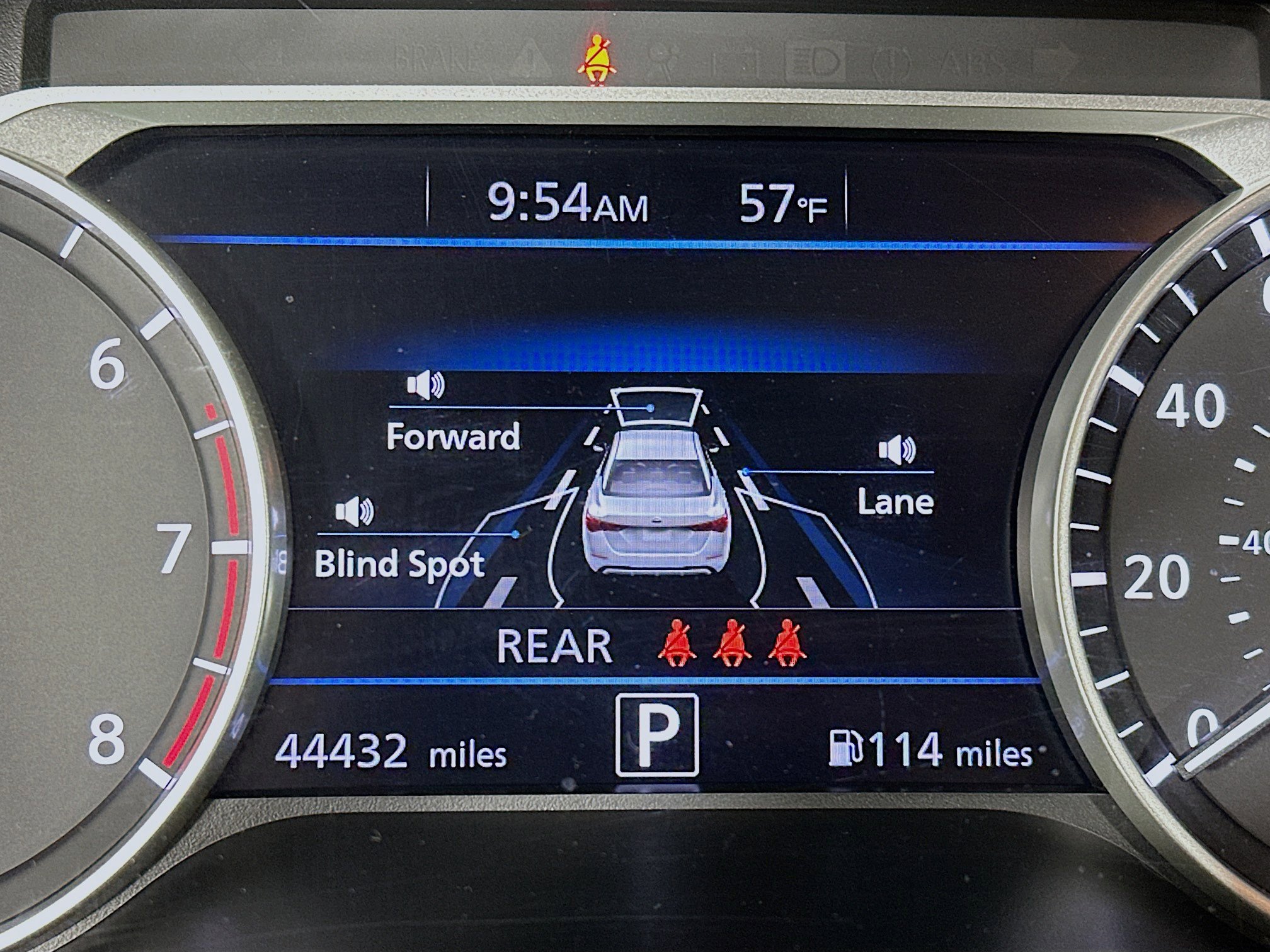 Used 2024 Nissan Sentra SV FWD image 19