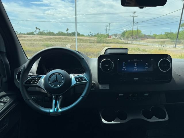 New 2025 Mercedes-Benz Sprinter 2500 image 3