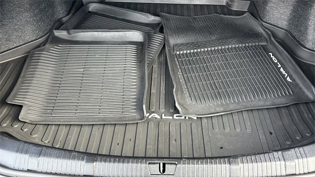 Used 2017 Toyota Avalon XLE Premium image 31