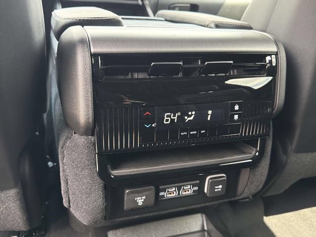 New 2026 Jeep Grand Wagoneer 2WD w/ Premium Group I image 28