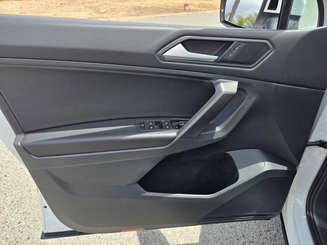 Used 2021 Volkswagen Tiguan S FWD image 18