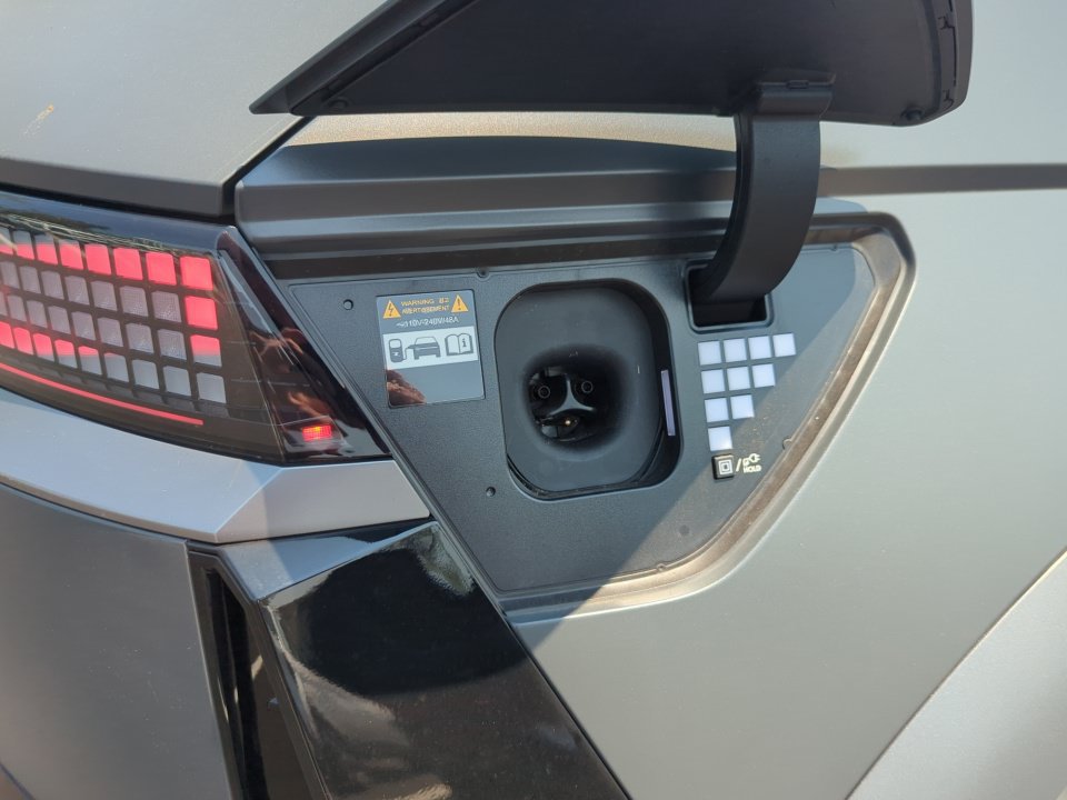 New 2026 Hyundai Ioniq 5 N AWD/4WD image 17