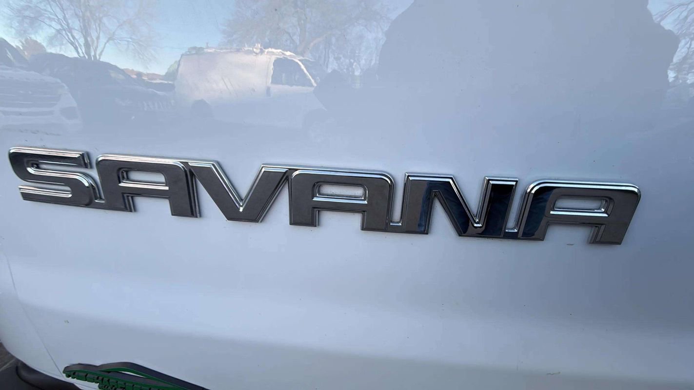 Used 2024 GMC Savana 2500 w/ Driver Convenience Package image 17