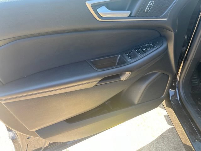 Used 2023 Ford Edge SEL AWD/4WD image 14