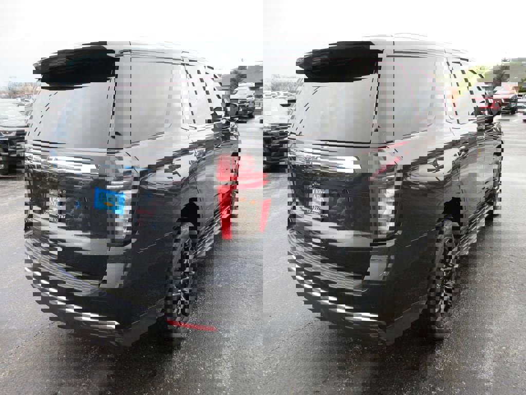 Used 2023 Chevrolet Tahoe LS RWD image 5