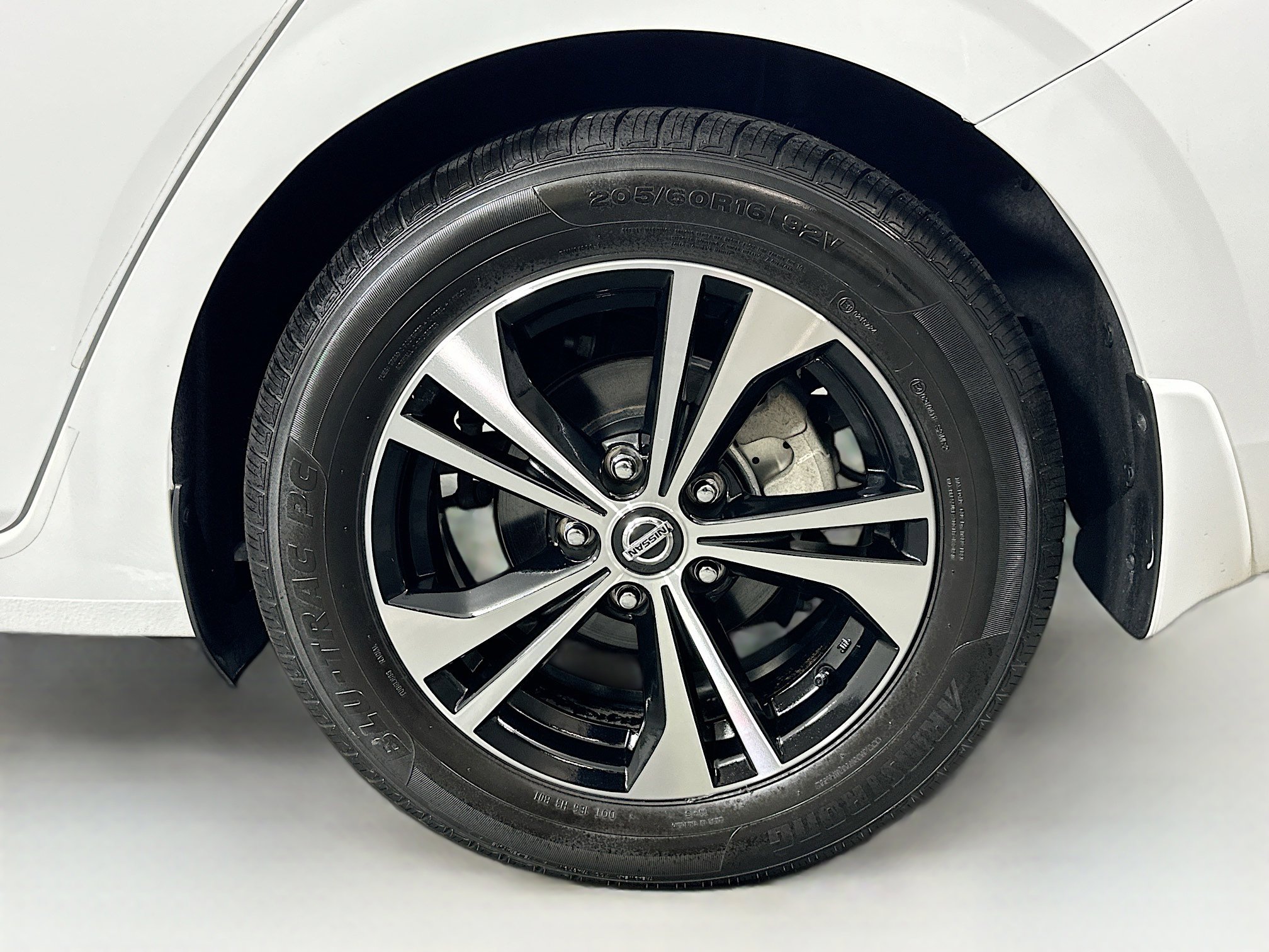 Used 2023 Nissan Sentra SV image 11