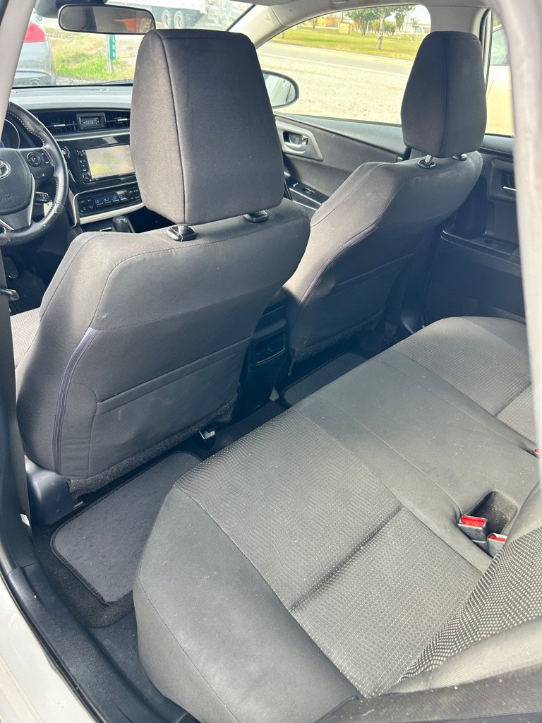 Used 2018 Toyota Corolla iM image 9