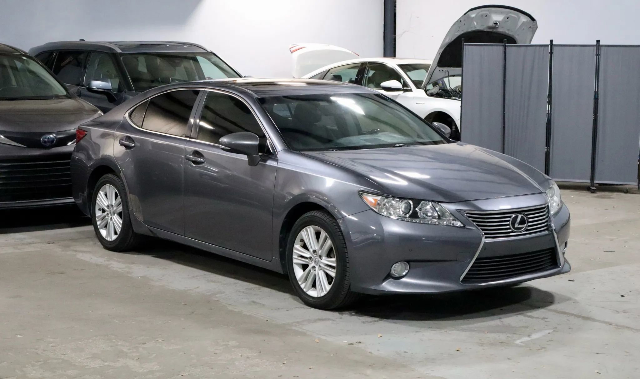 Used 2015 Lexus ES 350 ES 350 Sedan 4D image 3