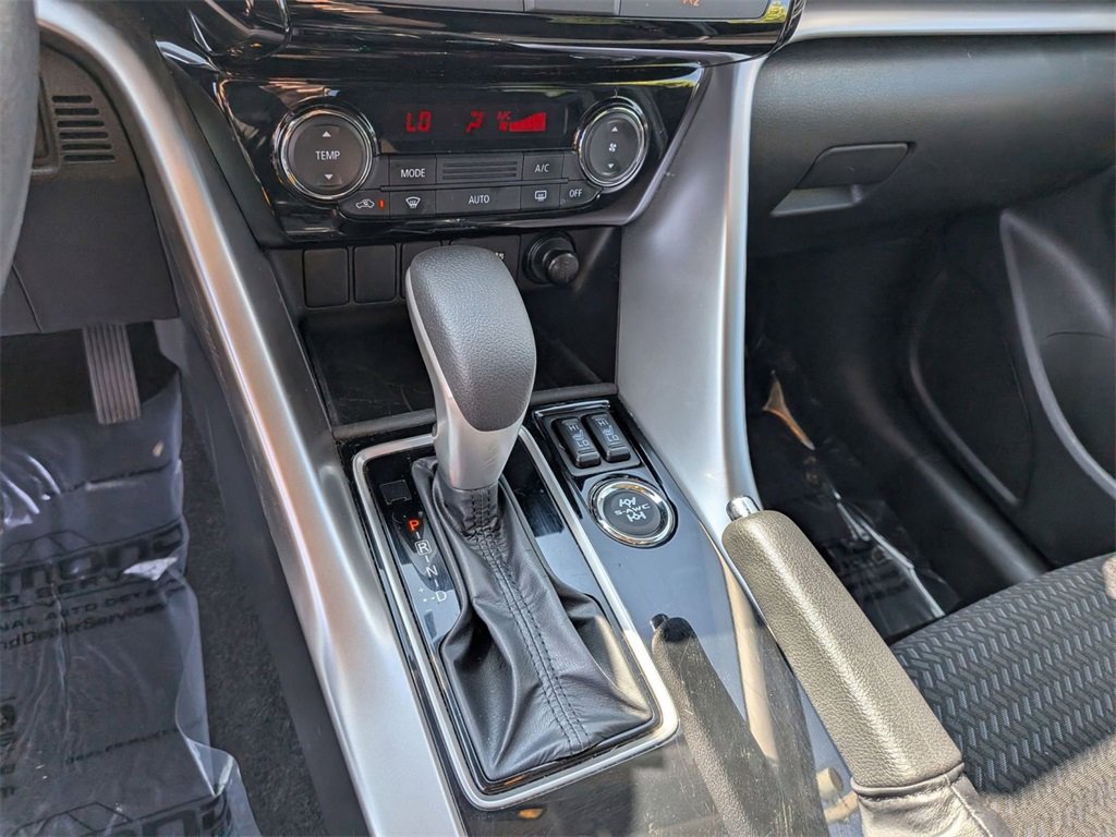 Used 2025 Mitsubishi Eclipse Cross LE image 19