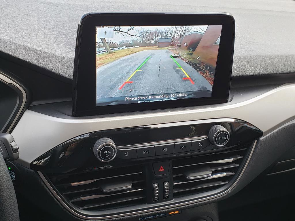 Used 2020 Ford Escape SE image 22