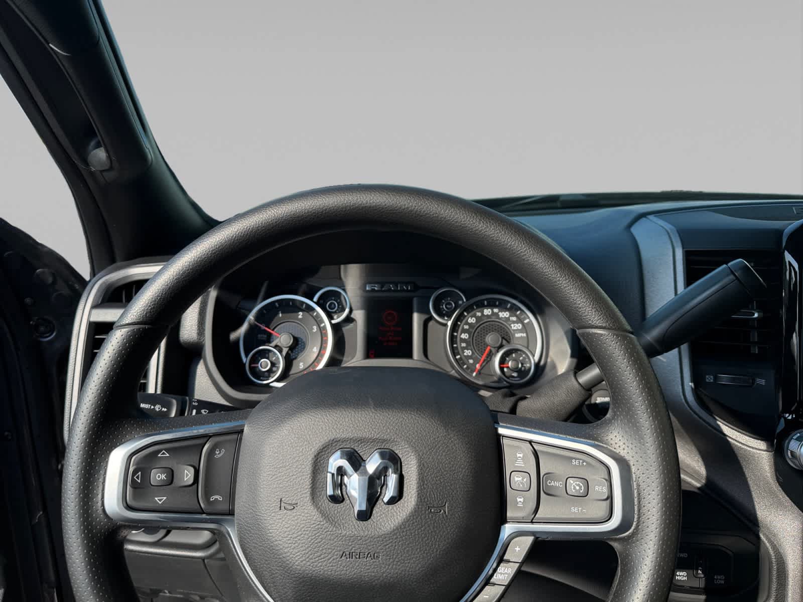 New 2027 RAM 3500 Tradesman AWD/4WD image 14