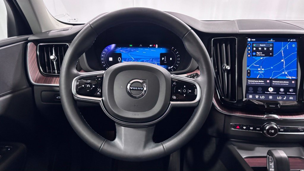 Certified 2024 Volvo XC60 B5 Plus w/ Protection Package Premier AWD/4WD image 13