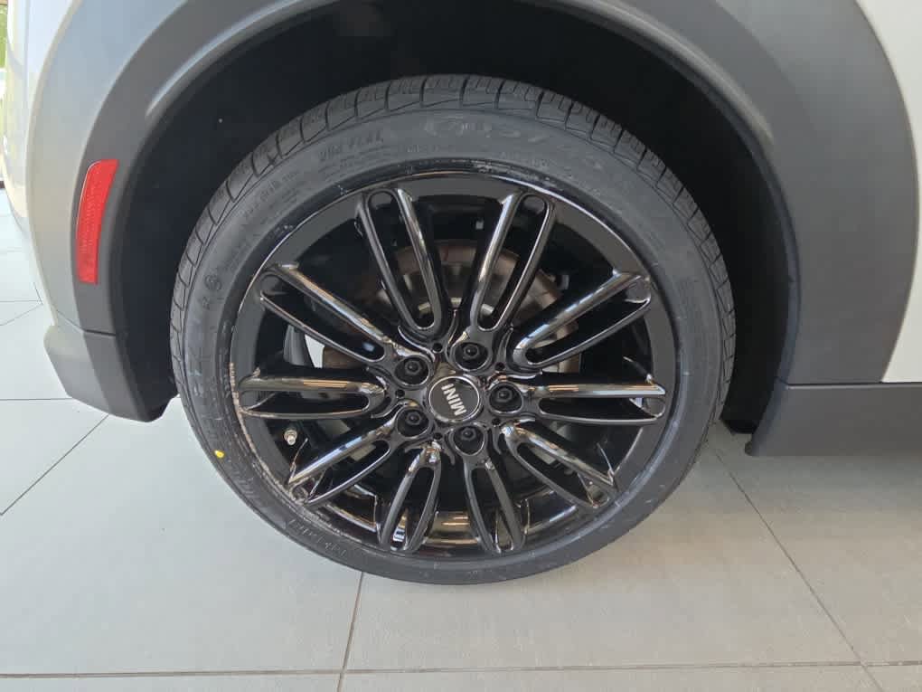 Certified 2024 MINI Cooper S FWD image 39