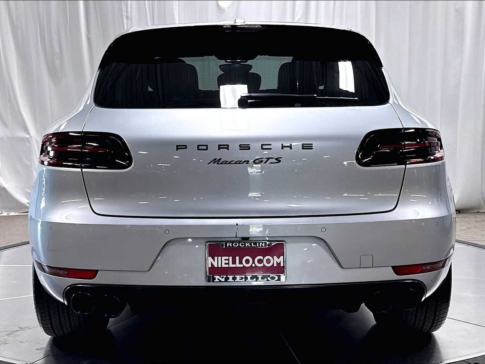 Used 2017 Porsche Macan GTS AWD/4WD image 8