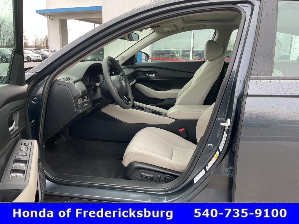 Certified 2023 Honda Accord EX image 25