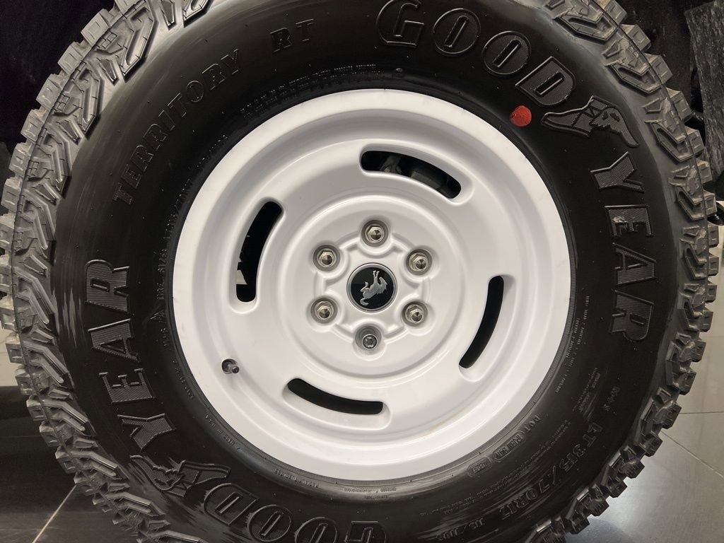 New 2026 Ford Bronco Heritage Edition image 7