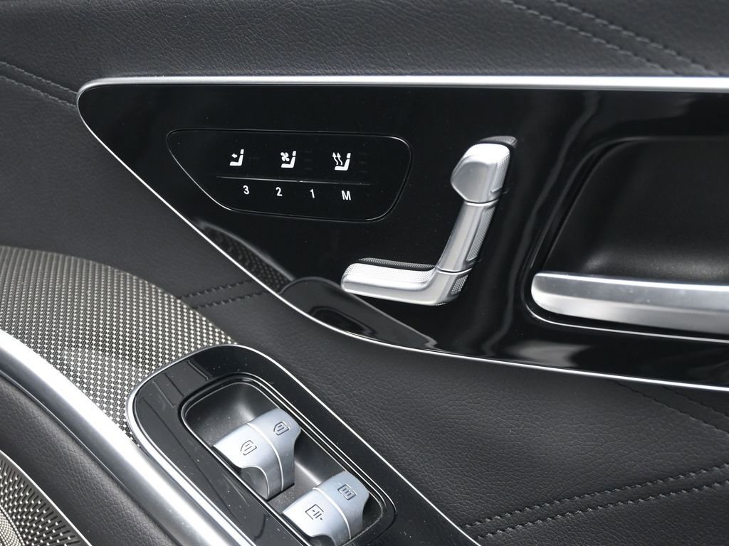 Used 2025 Mercedes-Benz S 63 AMG S image 79