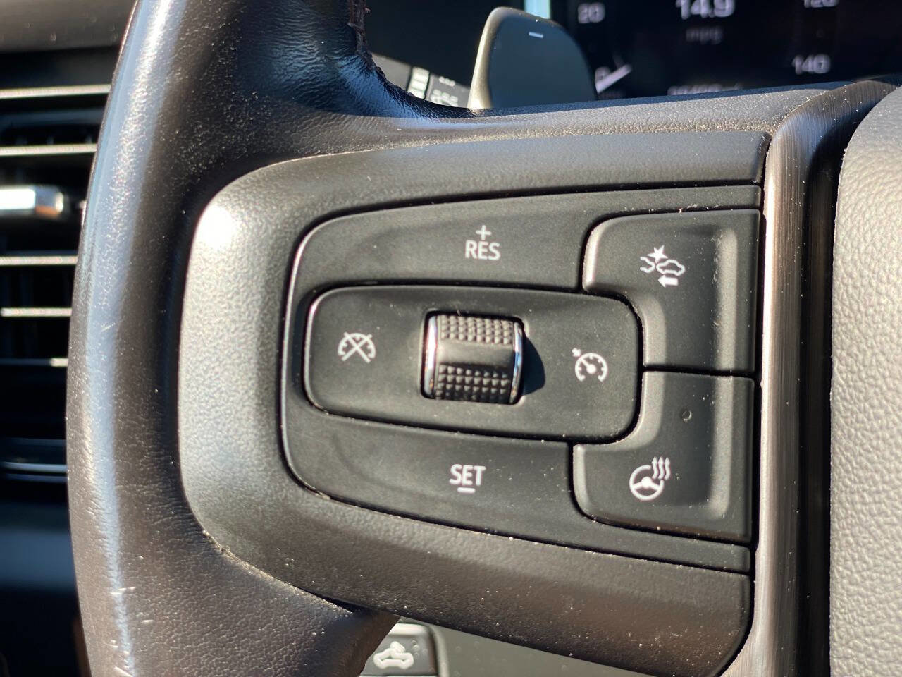 Used 2023 GMC Sierra 1500 AT4X image 11