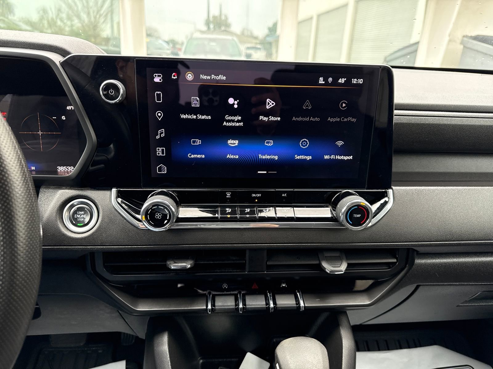 Used 2024 Chevrolet Colorado W/T image 18