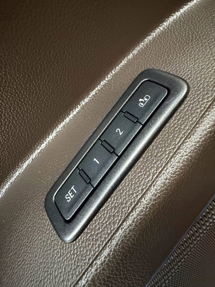 Used 2016 Chevrolet Tahoe LTZ image 34