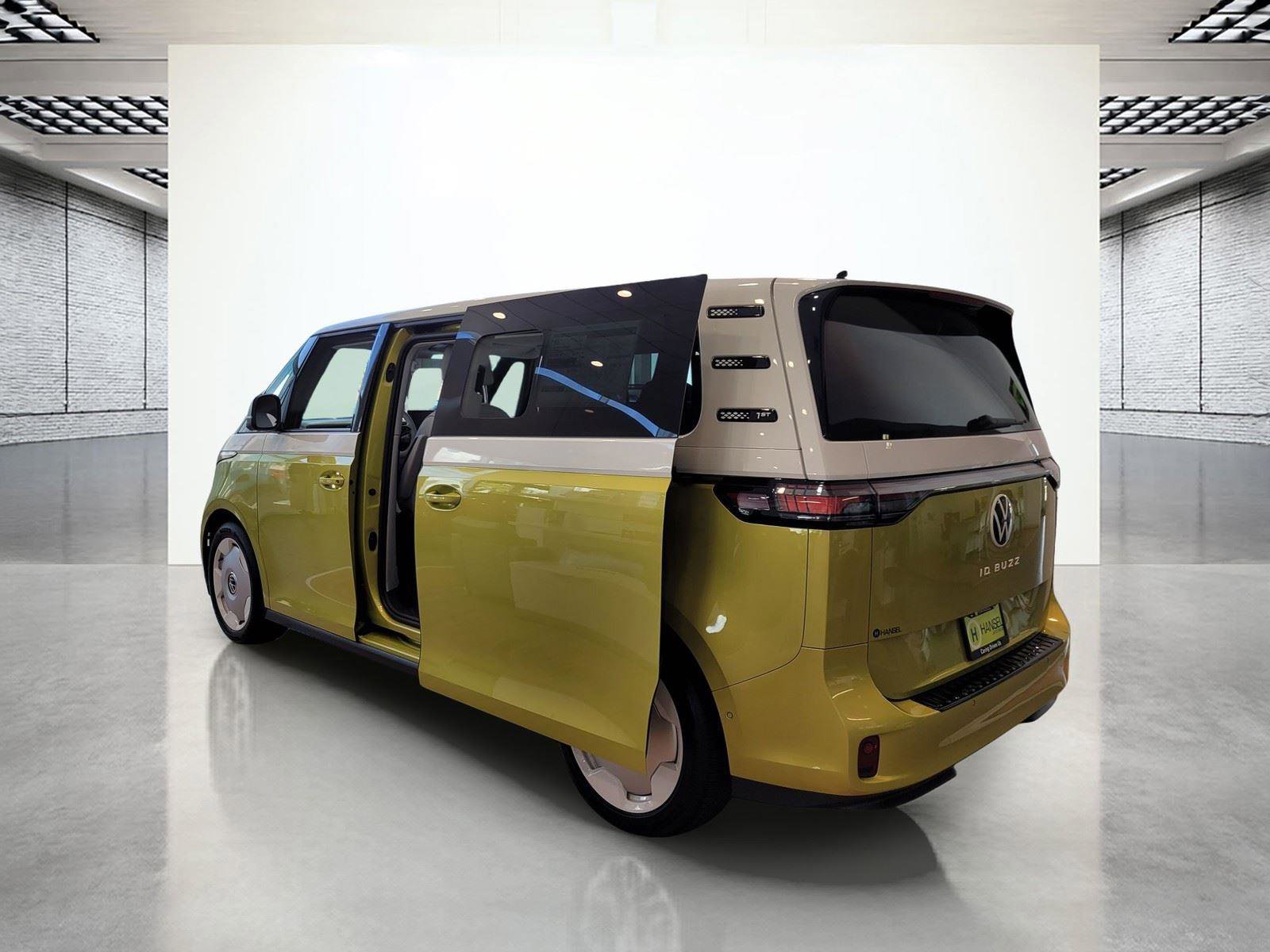 New 2025 Volkswagen ID. Buzz Pro S Plus RWD image 5