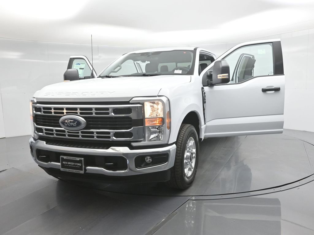 New 2026 Ford F350 XLT RWD image 27