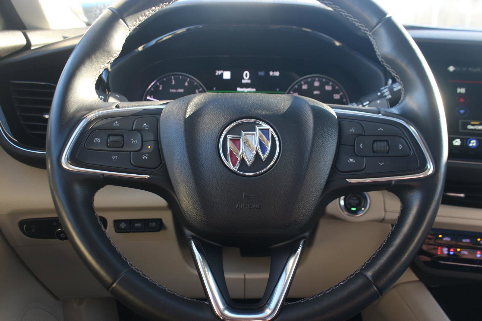 Used 2022 Buick Envision Avenir w/ Safety Package image 18
