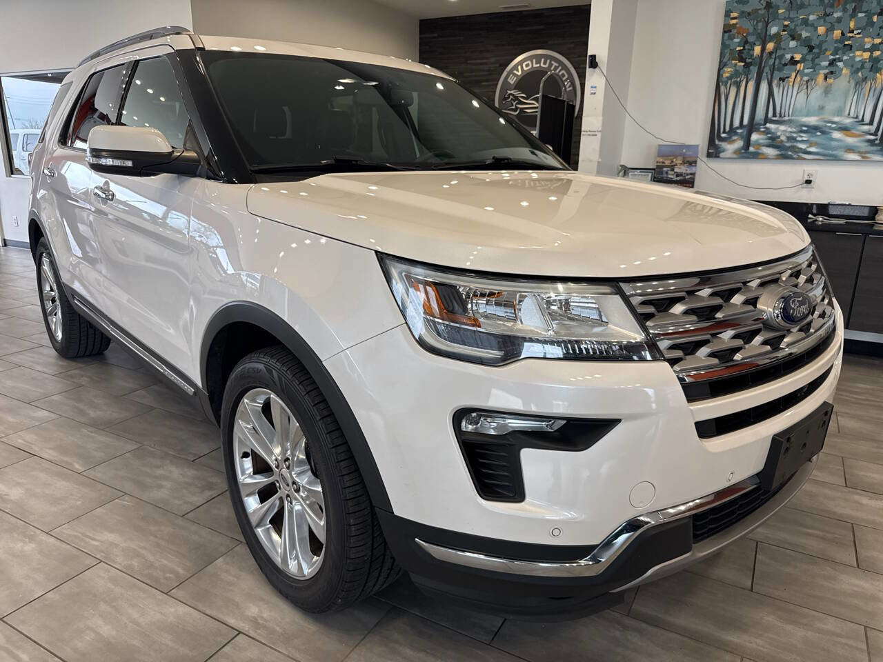 Used 2018 Ford Explorer Limited image 2