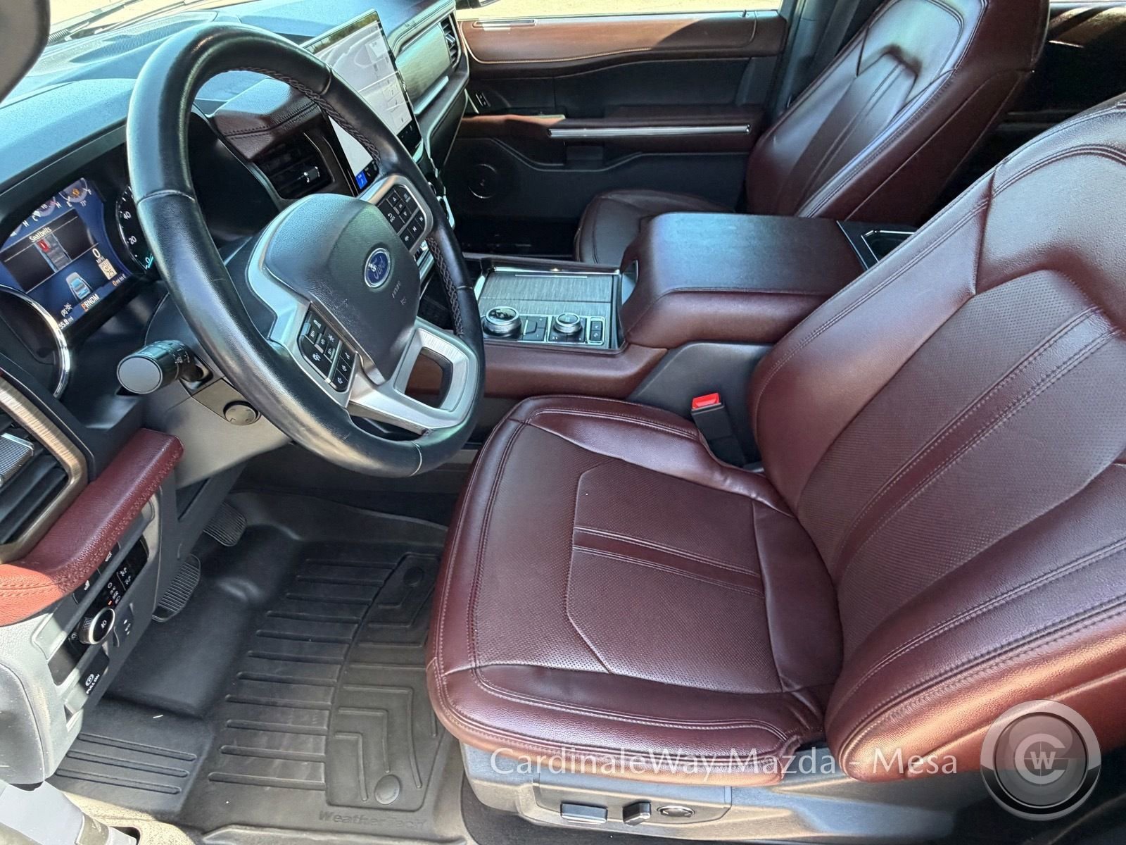 Used 2024 Ford Expedition Limited AWD/4WD image 16