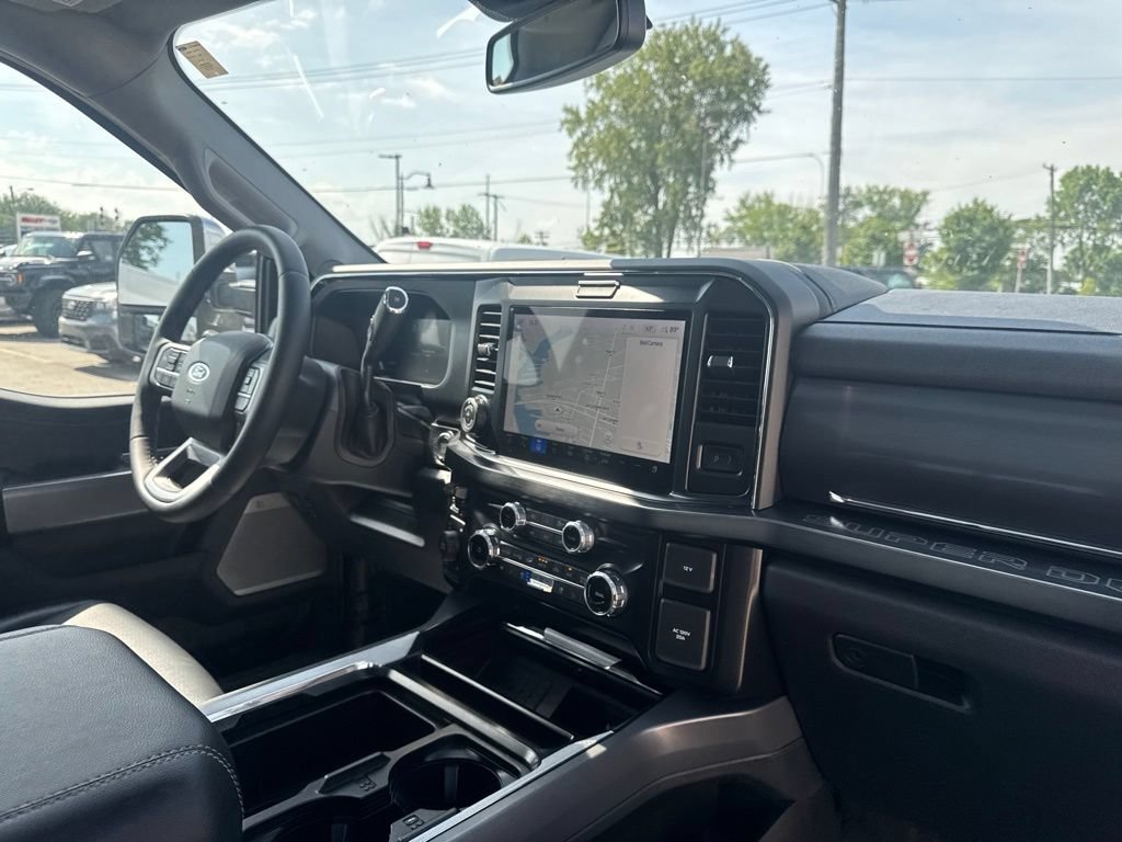 Certified 2025 Ford F350 Lariat w/ Lariat Ultimate Package AWD/4WD image 40