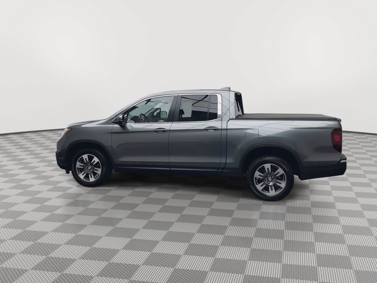 Used 2019 Honda Ridgeline RTL-T image 39