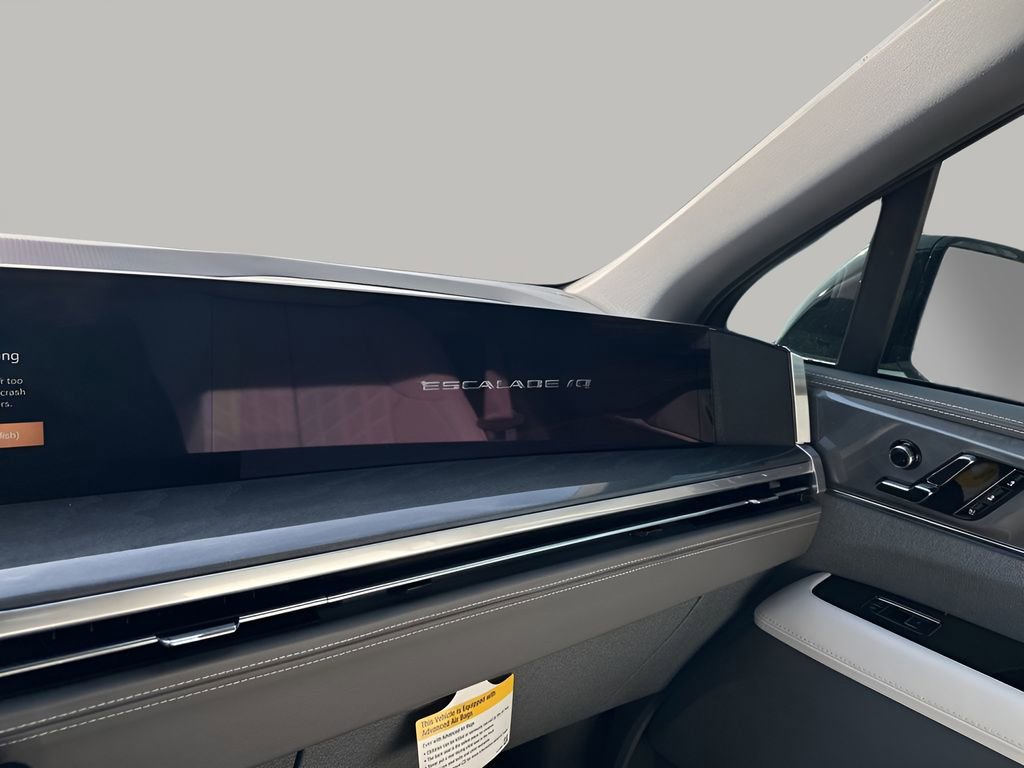 New 2026 Cadillac Escalade IQ Luxury 1 w/ LPO, Floor Liner Package AWD/4WD image 37