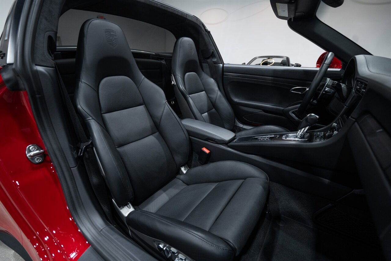 Used 2019 Porsche 911 Targa 4 GTS AWD/4WD image 33