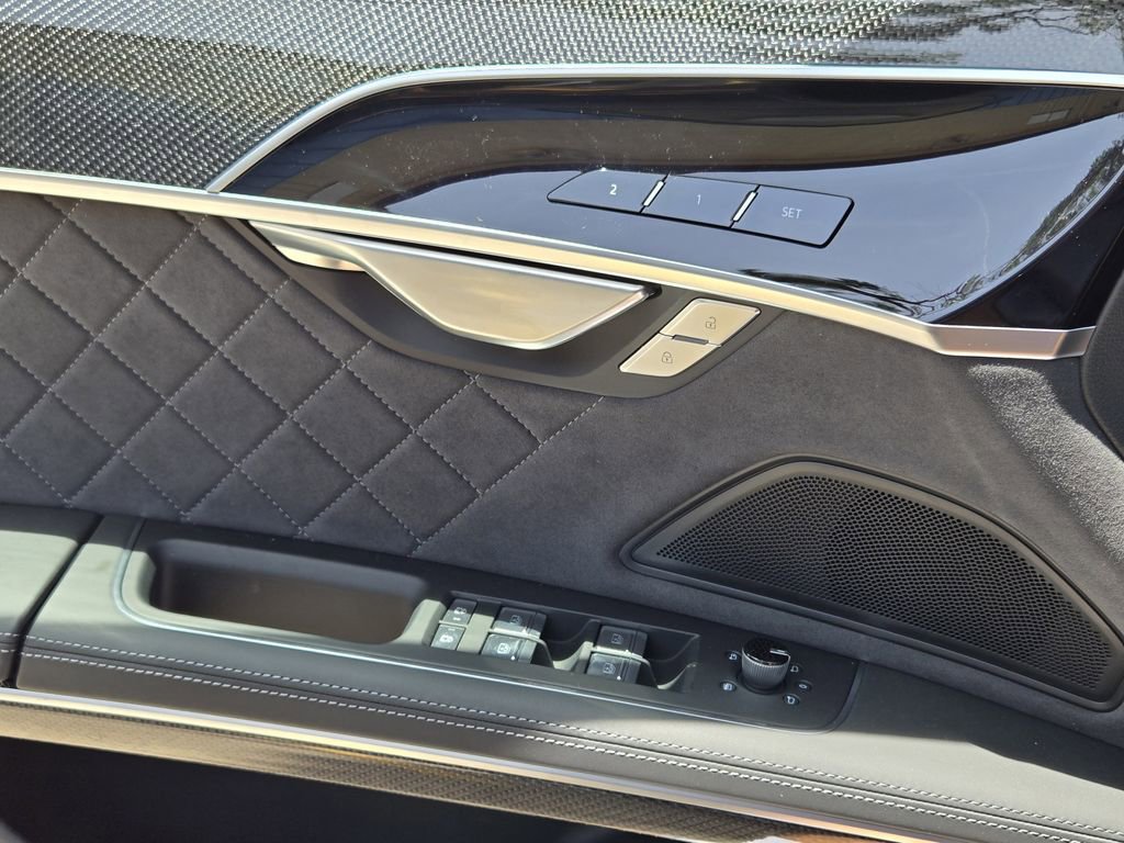 New 2025 Audi S8 image 25