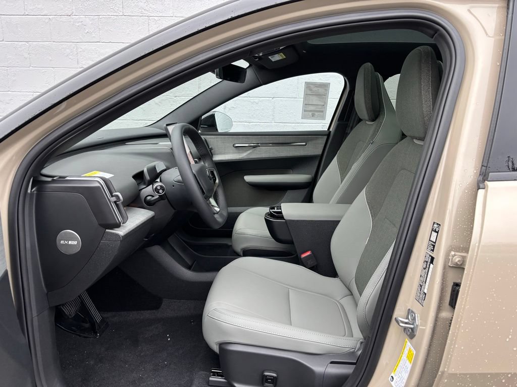 New 2026 Volvo EX30 Plus w/ Climate Package AWD/4WD image 15