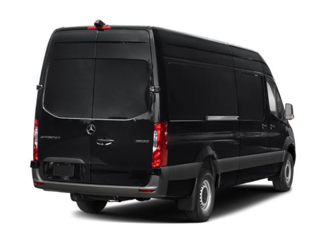 Used 2023 Mercedes-Benz Sprinter 2500 image 2